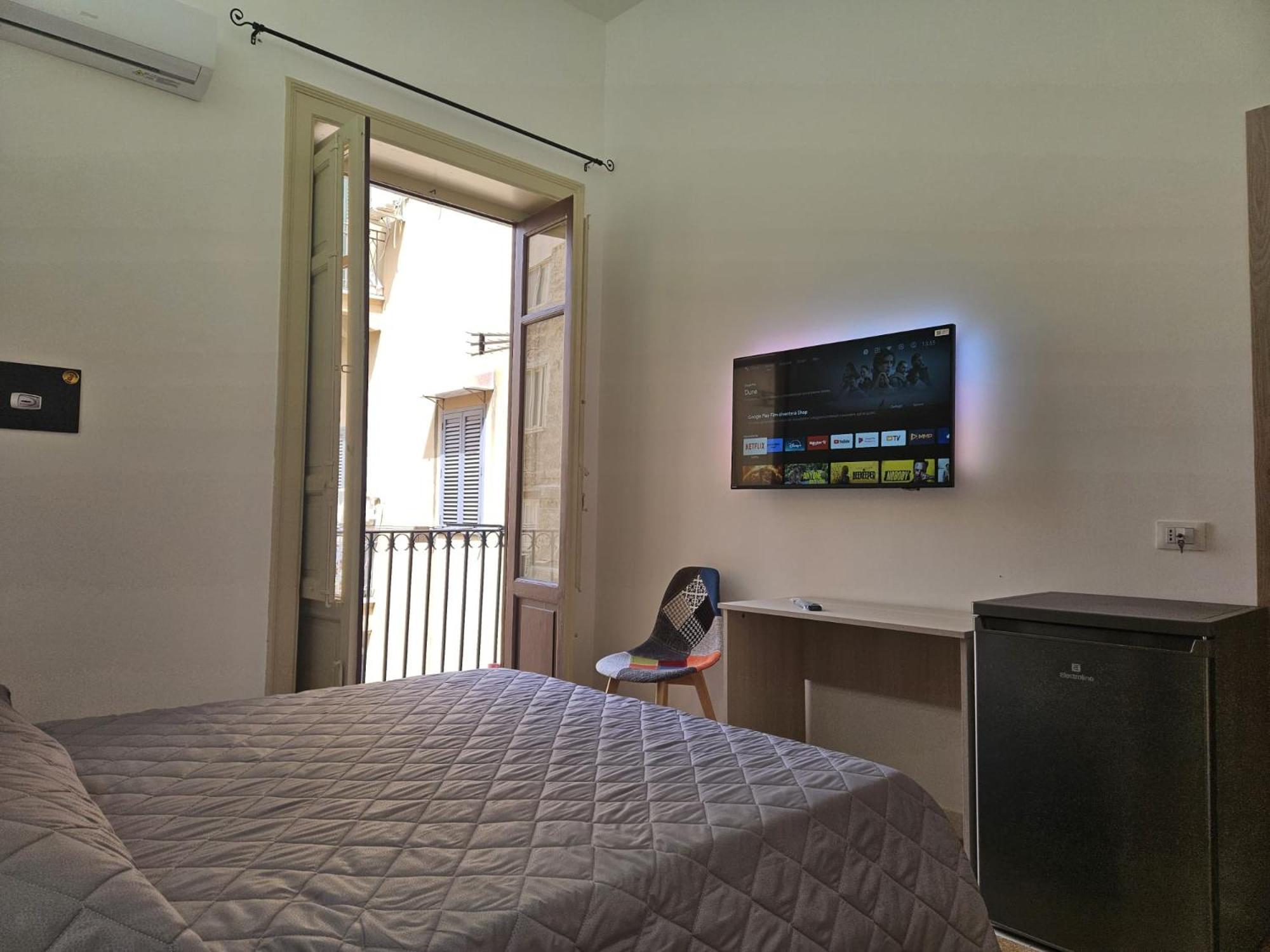 パレルモ La Casa Di Nina Bed & Breakfast エクステリア 写真