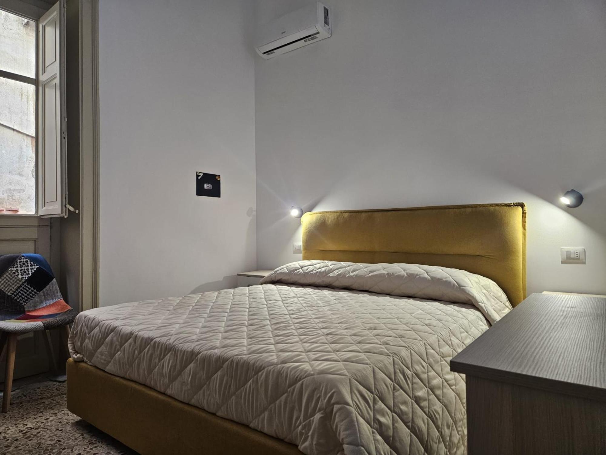 パレルモ La Casa Di Nina Bed & Breakfast エクステリア 写真